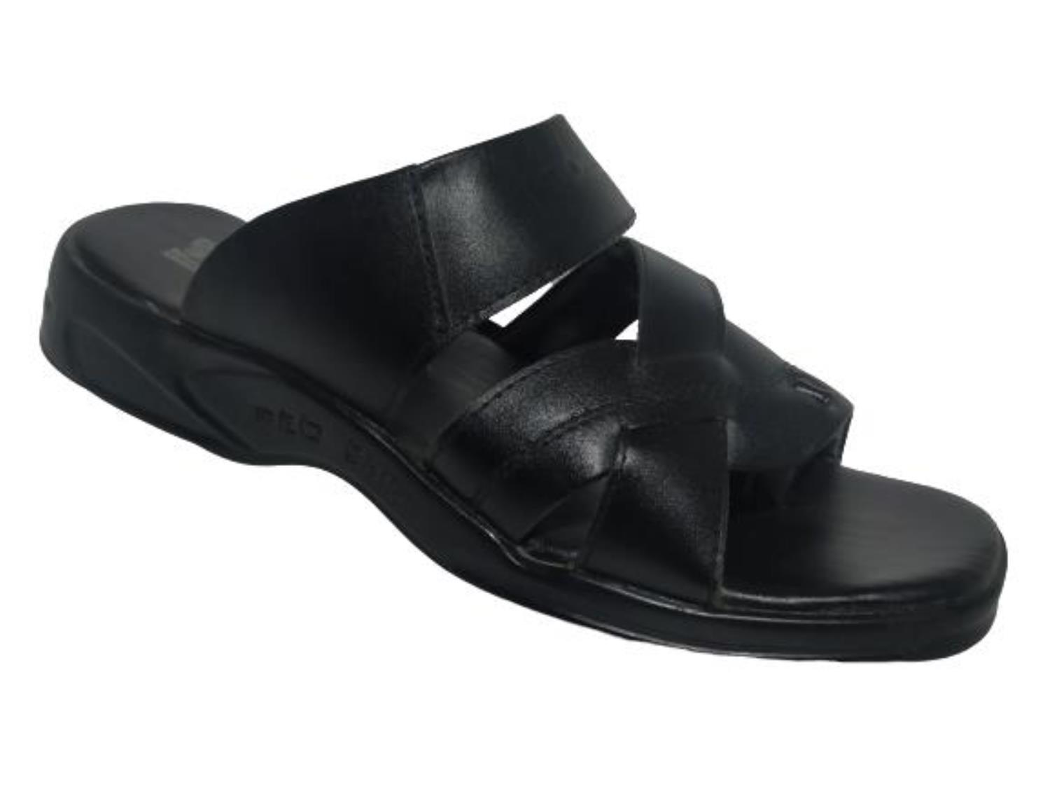 Red chief sale black chappal