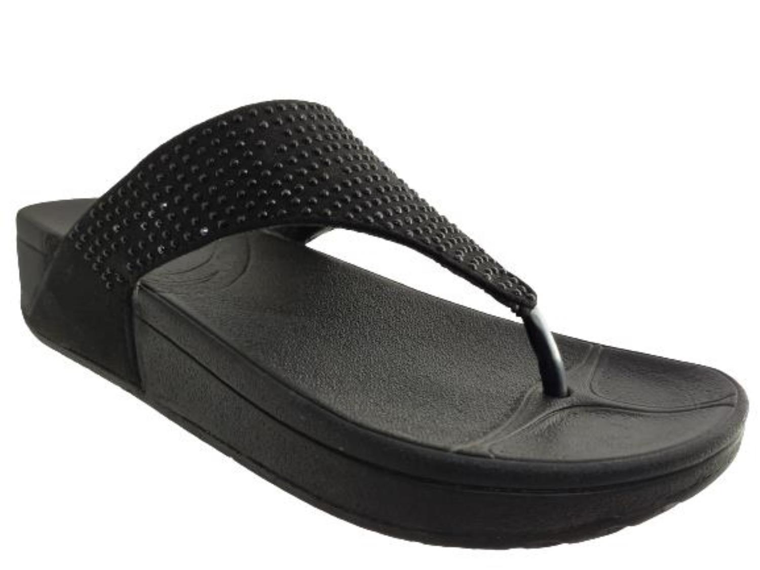 Black discount chappal ladies